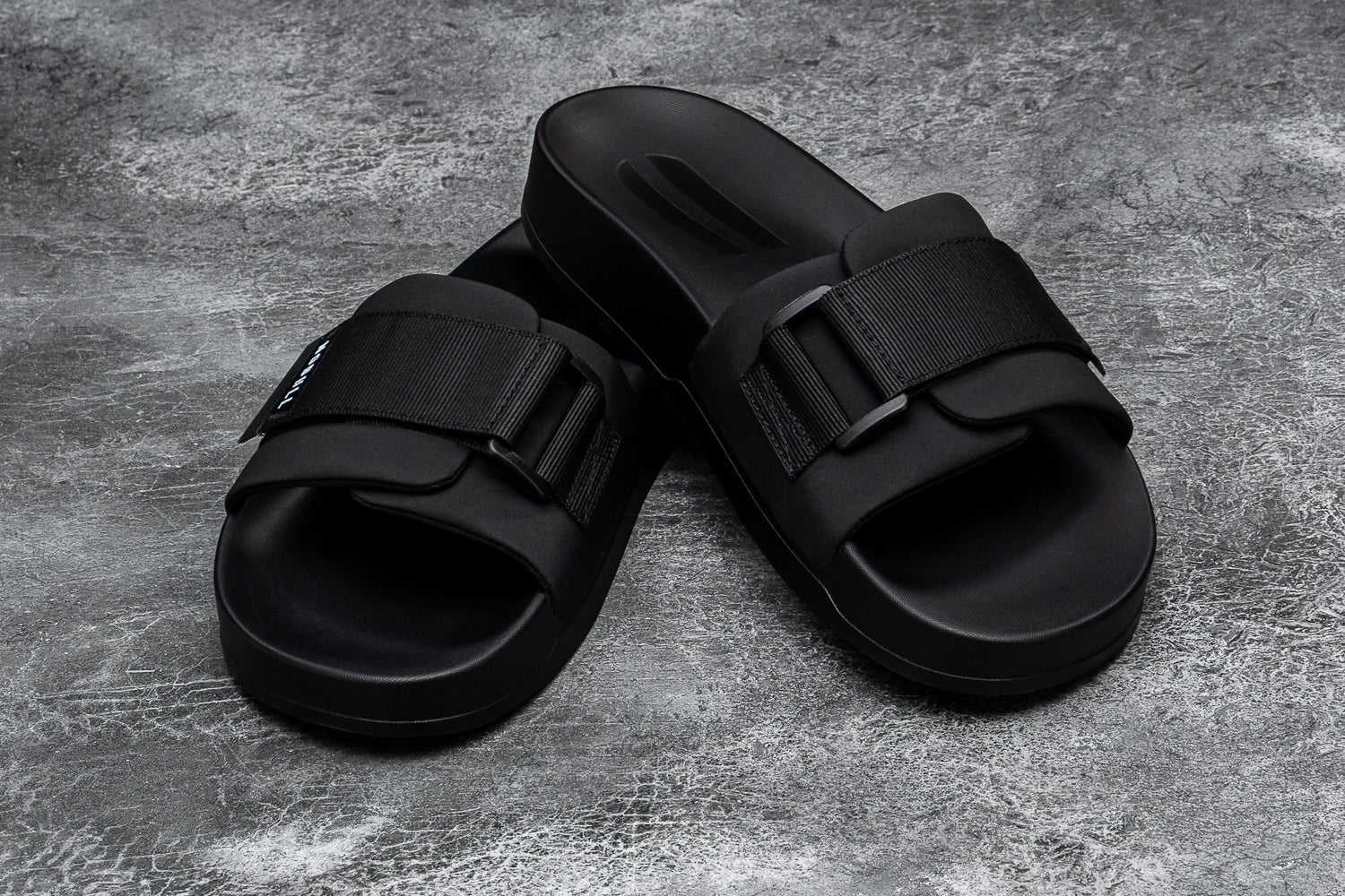 Nobull Adjustable Slide Slides Black | 7534-BPVCS