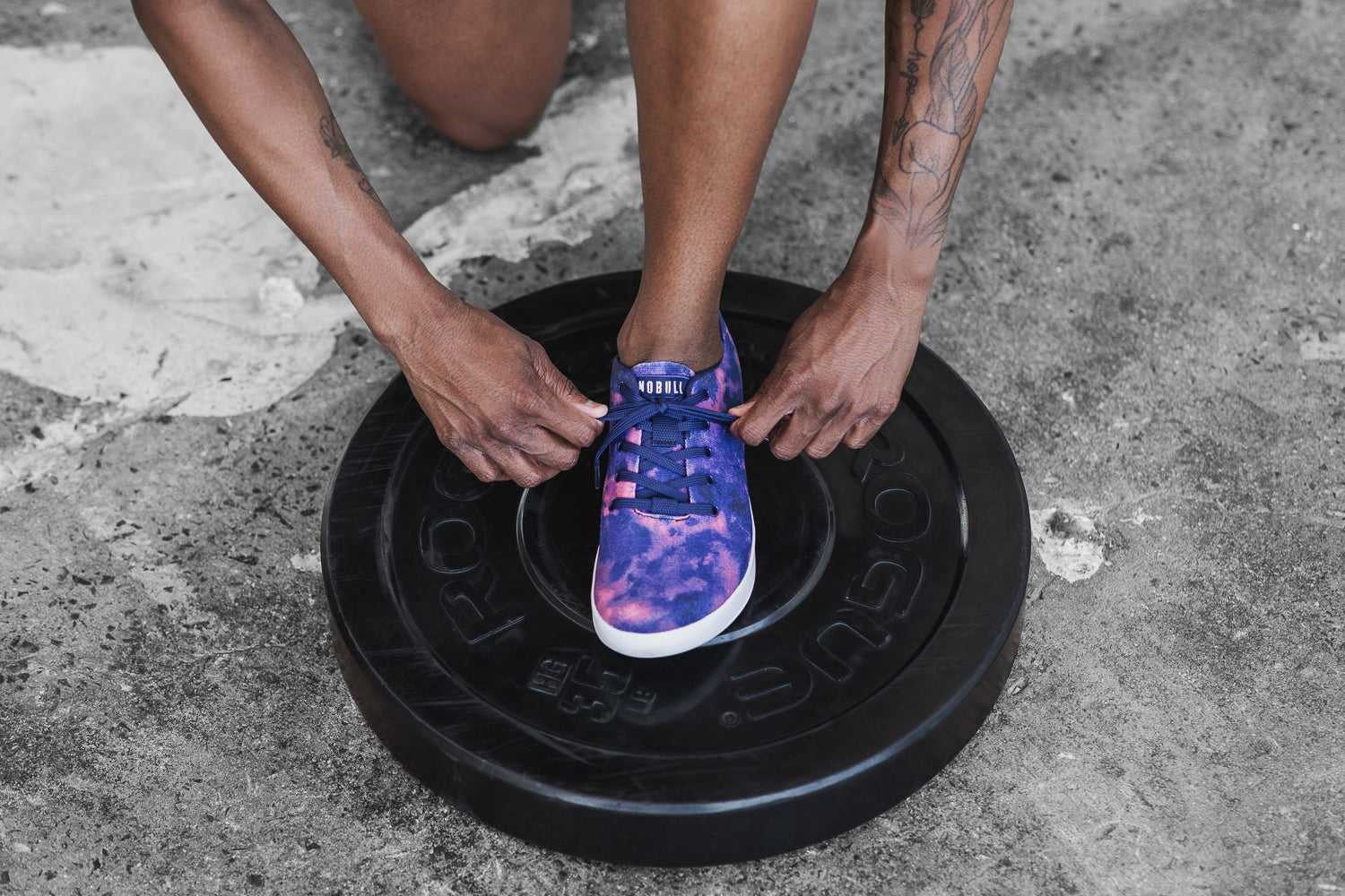 Nobull Canvas Trainer Canvas Indigo / Pink Tie-Dye | 2701-NKDZS