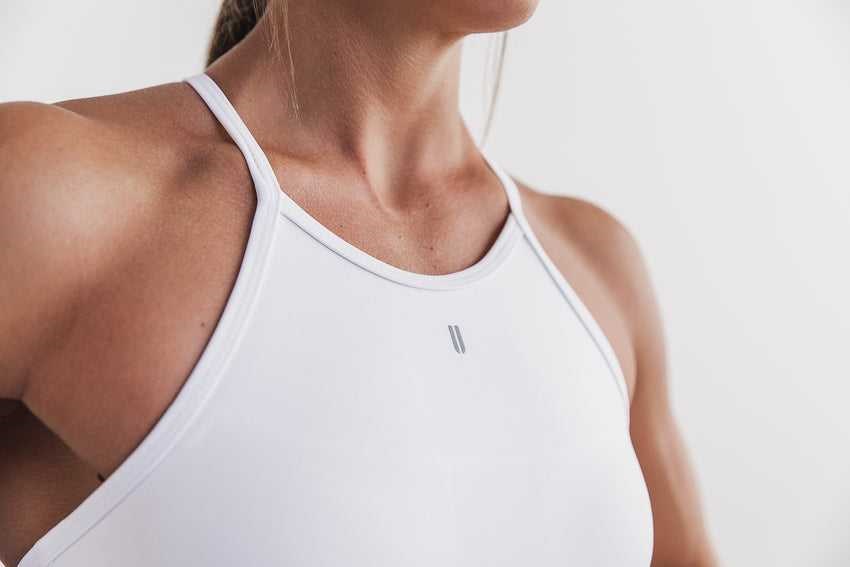 Nobull Halter Sports Bra (Matte) Sports Bras White Matte | 9547-RMJGT