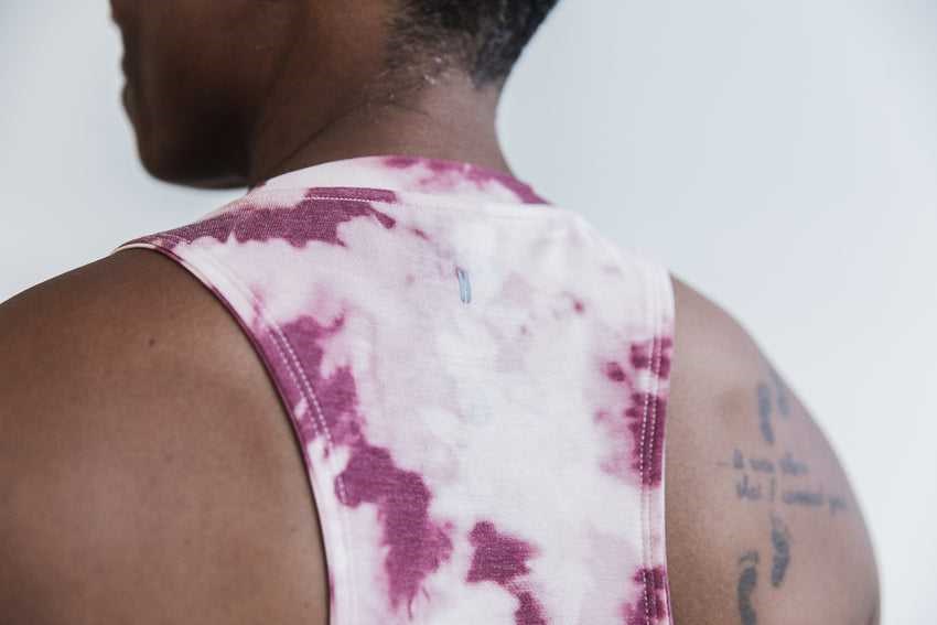 Nobull High-Neck Nobull Tank (Tie-Dye) Tanks & Tees Dusty Rose / Cabernet Tie-Dye | 6938-YEKFI