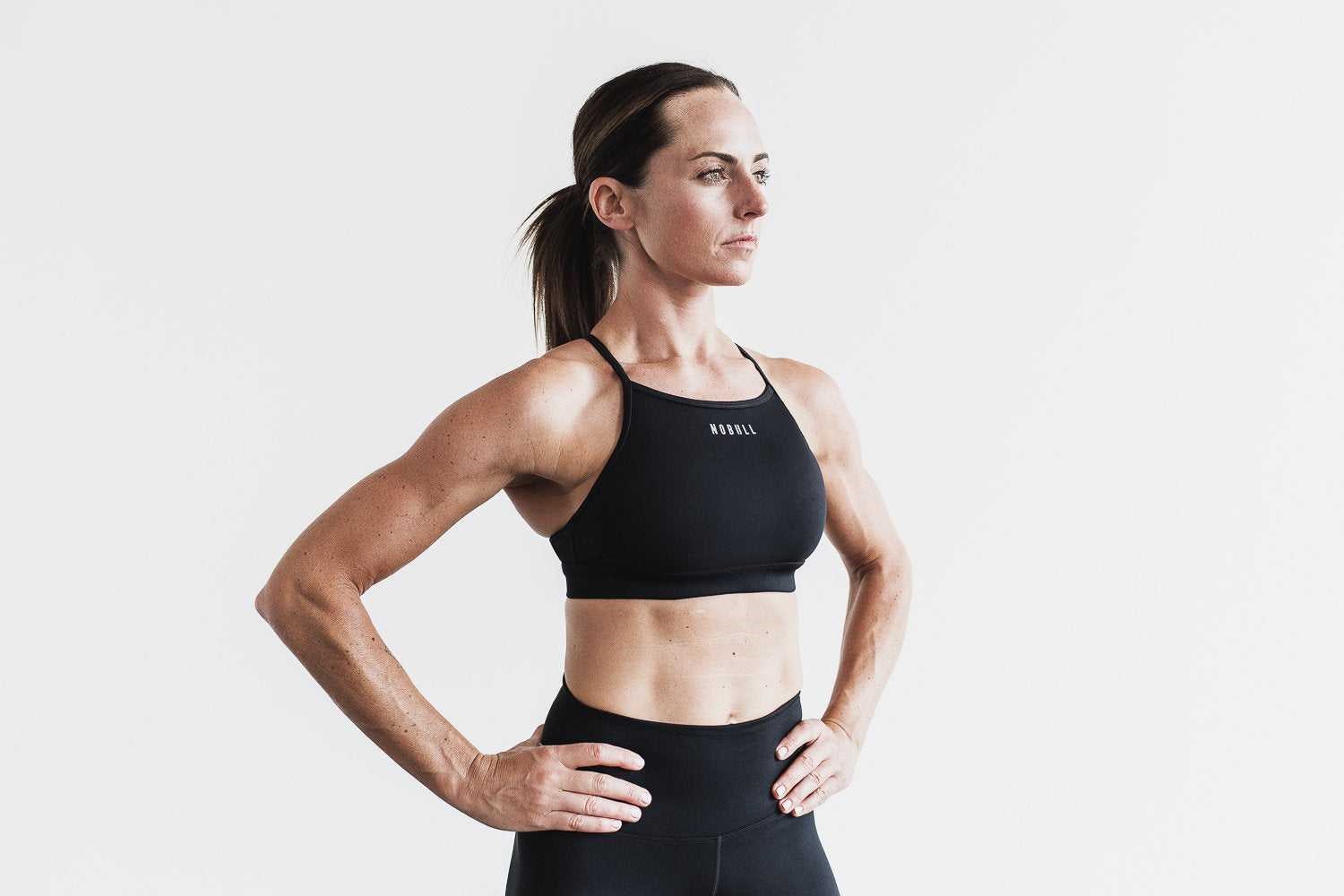 Nobull High-Neck Sports Bra (Matte) Sports Bras Black Matte | 7081-JUMLN