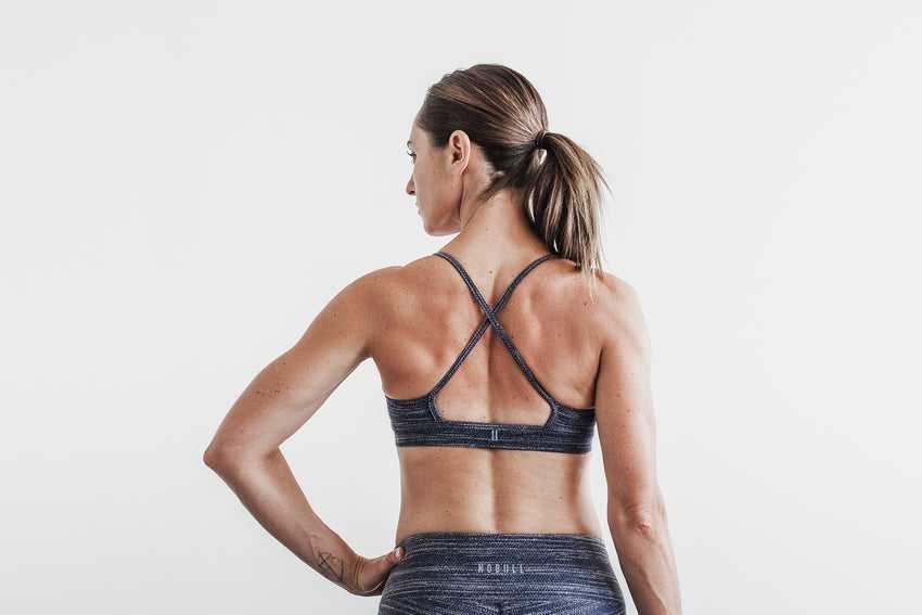 Nobull High-Neck Sports Bra (Melange) Sports Bras Navy Melange | 3061-HRQZG