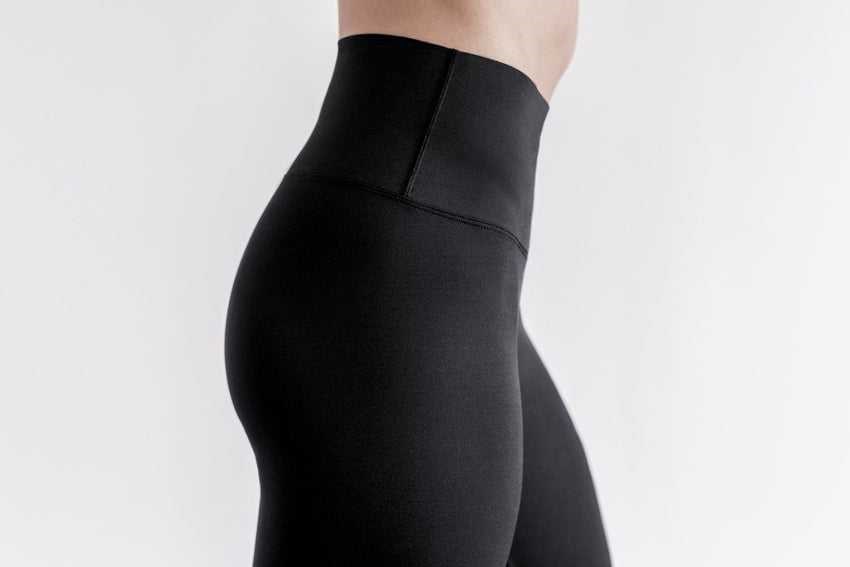 Nobull High-Rise Crop (Matte) Bottoms Black Matte | 8079-BPRHA