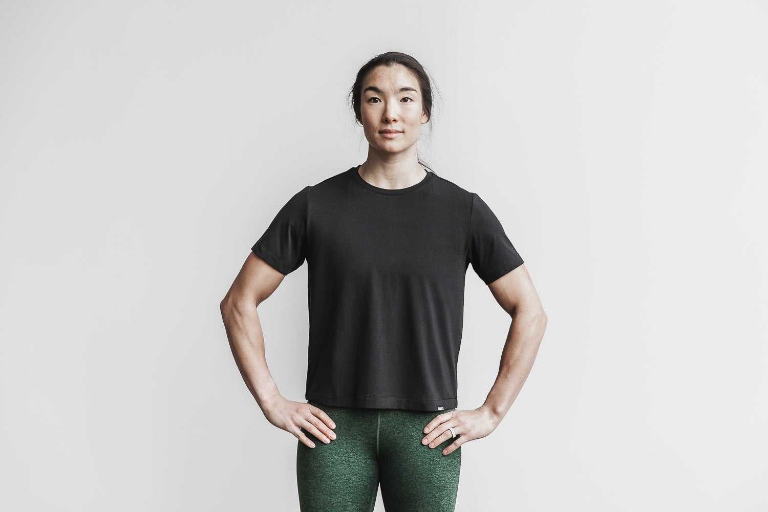 Nobull Lightweight Boxy Tee Tanks & Tees Black | 2058-VMTDL