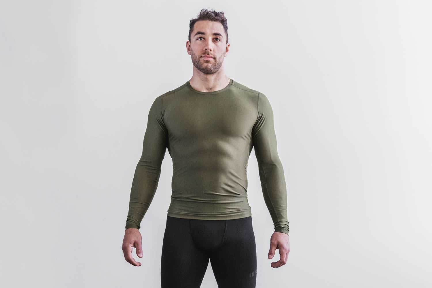 Nobull Lightweight Compression Long Sleeve Tanks & Tees Army Green | 8172-NQUHJ