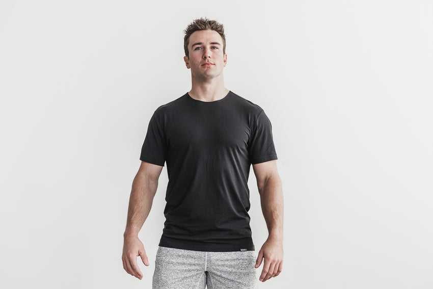 Nobull Lightweight Tee Tanks & Tees Black | 6057-FNYIZ