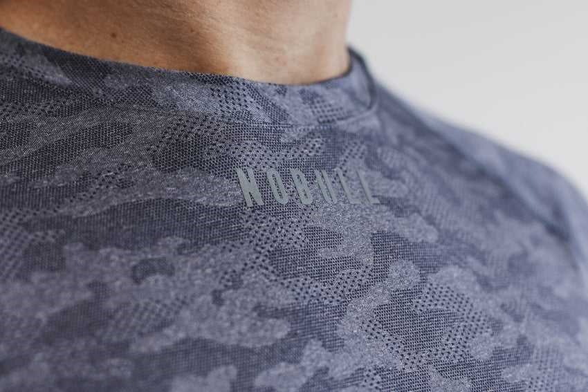 Nobull Lightweight Textured Long Sleeve Tee (Camo) Tanks & Tees Navy Camo | 1832-NZABG