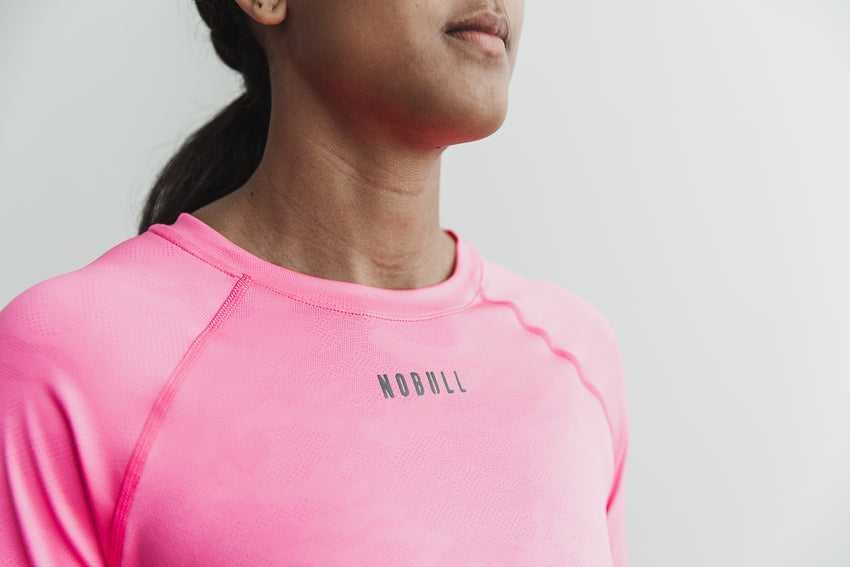 Nobull Lightweight Textured Long Sleeve Tee (Neon Camo) Tanks & Tees Neon Pink Camo | 2097-ABHPR