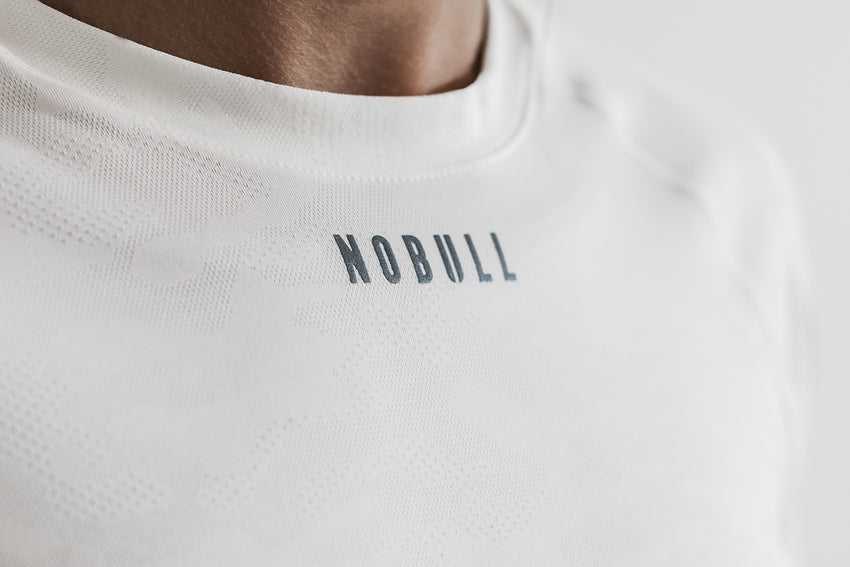 Nobull Lightweight Textured Long Sleeve Tee (Camo) Tanks & Tees White Camo | 4032-CDSNG