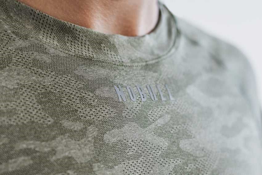 Nobull Lightweight Textured Long Sleeve Tee (Camo) Tanks & Tees Army Camo | 4689-YFTON