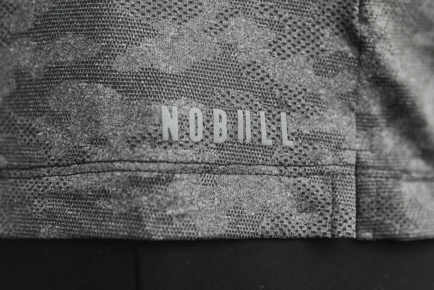 Nobull Lightweight Textured Polo (Camo) Tanks & Tees Black Camo | 6127-OKVEA