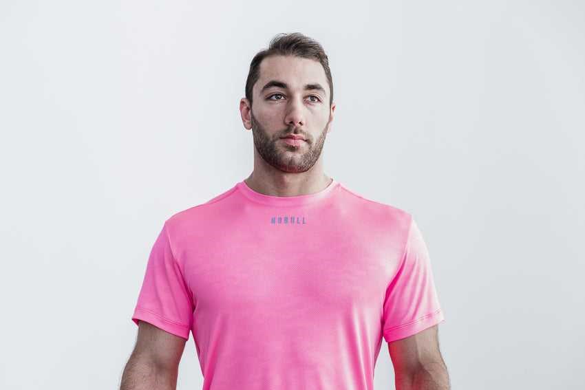 Nobull Lightweight Textured Tee (Neon Camo) Tanks & Tees Neon Pink Camo | 5416-SLPDY