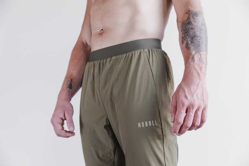 Nobull Lightweight Woven Track Pant Bottoms Army Green | 3045-LQRFZ