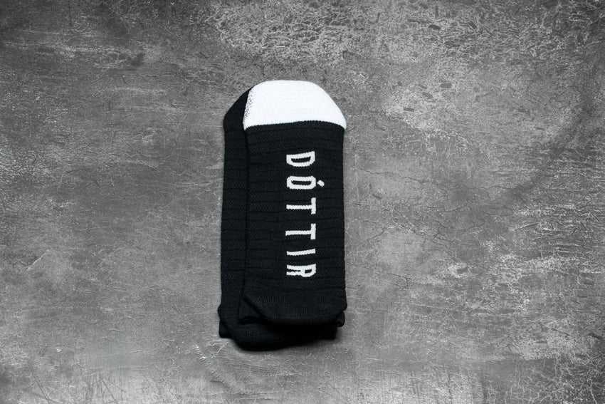 Nobull Low Sock (Athlete) Socks Toomey Black White | 7048-FATYZ