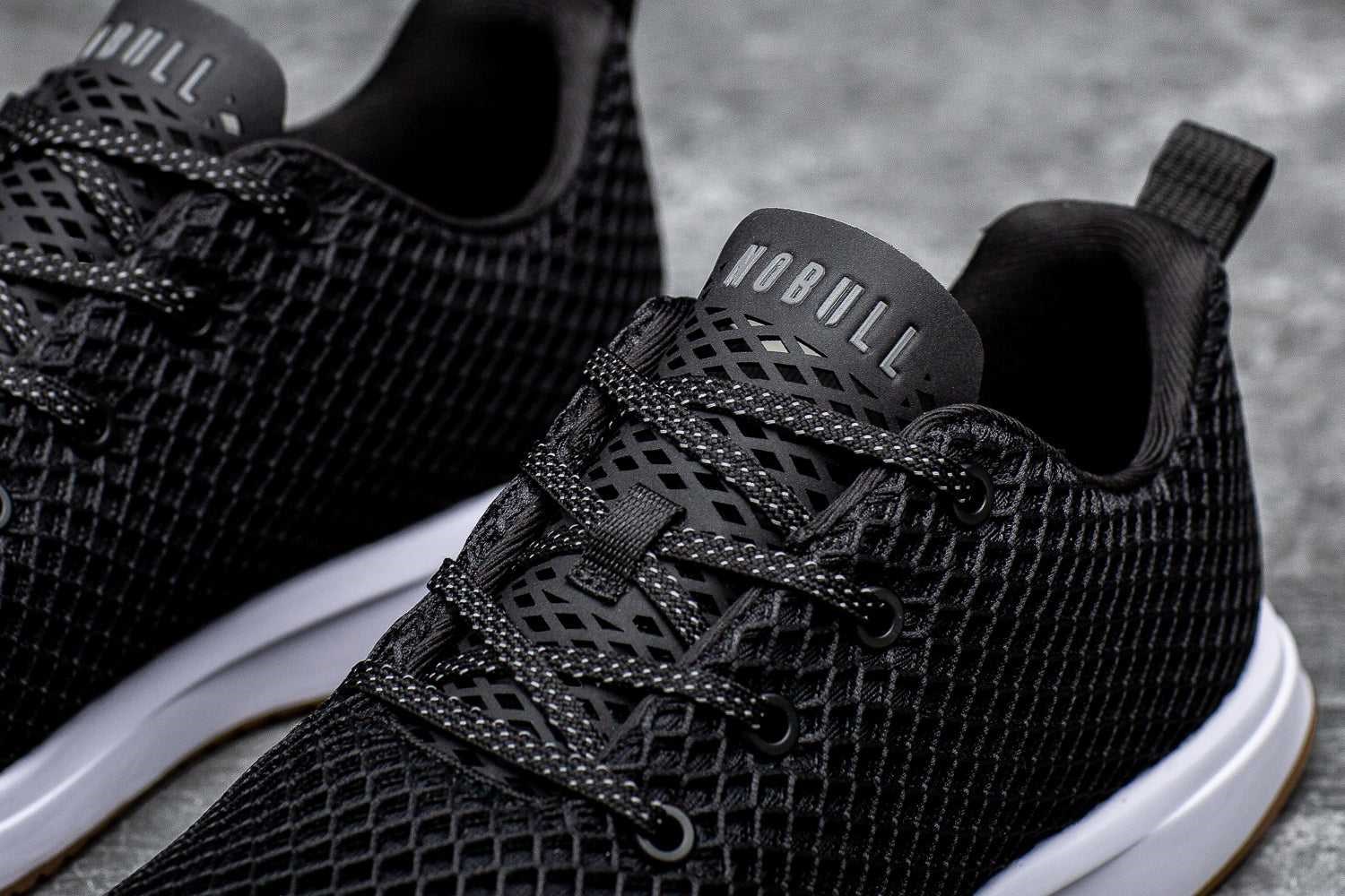 Nobull Mesh Runner Mesh Black White | 8420-TZHYP