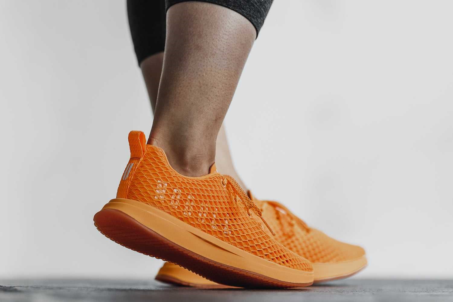 Nobull Mesh Runner Mesh Neon Orange | 7952-GOKRH