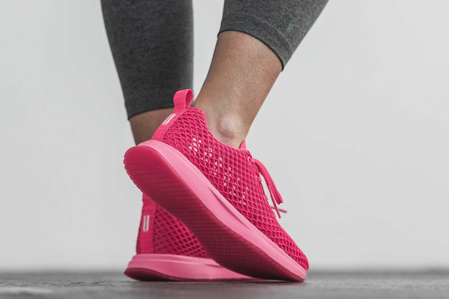 Nobull Mesh Runner Mesh Neon Pink | 0782-AGYRC