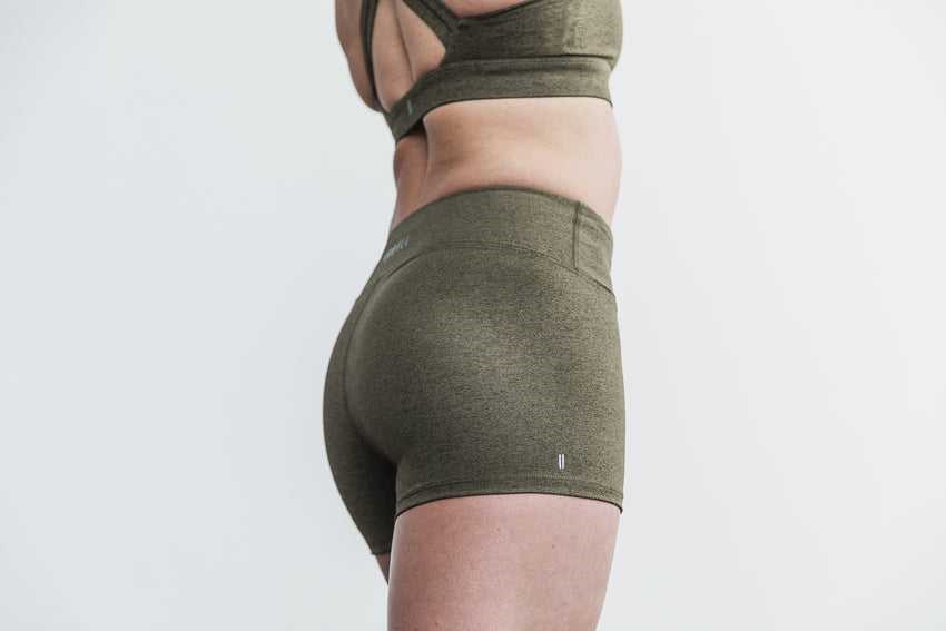 Nobull Mid-Rise Short 2 inches (Plush Heather) Bottoms Olive Heather | 8209-WOKHU