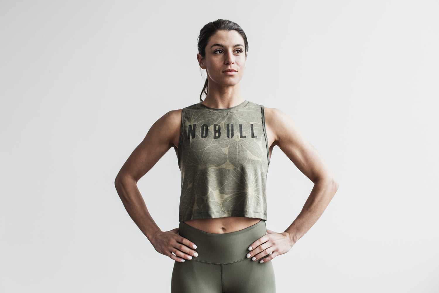 Nobull Muscle Tank (Hibiscus) Tanks & Tees Army Green Hibiscus | 7954-TPWBH