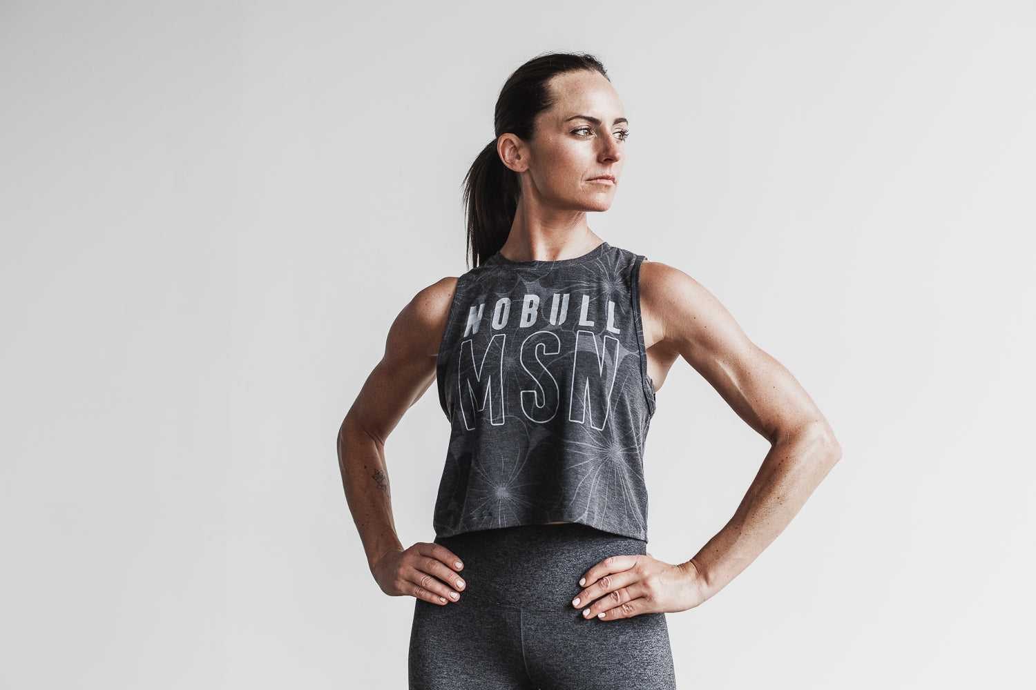 Nobull Muscle Tank (Madison) Tanks & Tees Charcoal Hibiscus | 8524-BOMHT