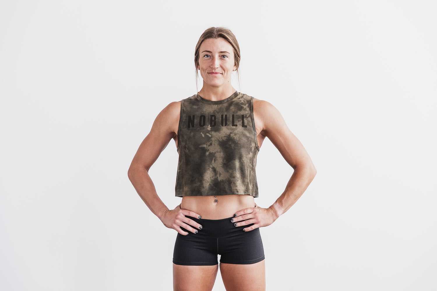 Nobull Muscle Tank (Tie-Dye) Tanks & Tees Army Green Tie-Dye | 6391-VRMIY