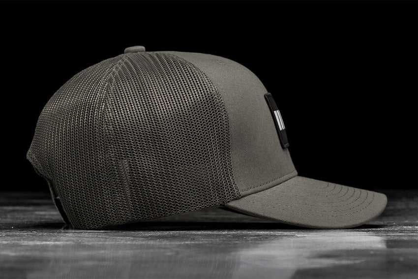 Nobull Nobull Curved-Brim Trucker Hats & Hair Accessories Dark Grey | 1385-GYRAW