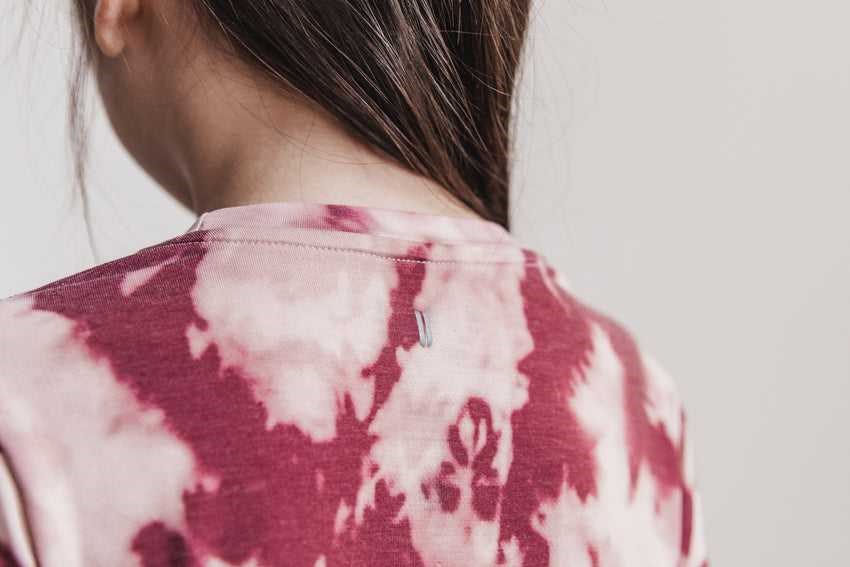 Nobull Nobull Tee (Tie-Dye) Tanks & Tees Dusty Rose / Cabernet Tie-Dye | 1240-ELDBY