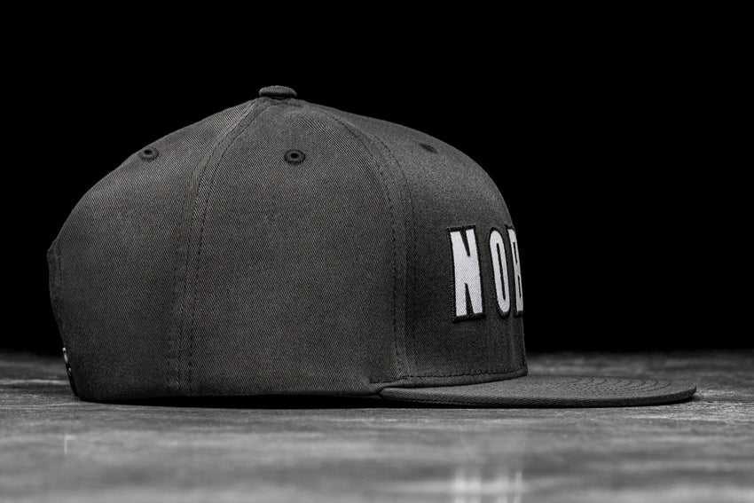 Nobull Nobull Varsity Flat-Brim Hat Hats & Hair Accessories Black | 2493-MYNEF