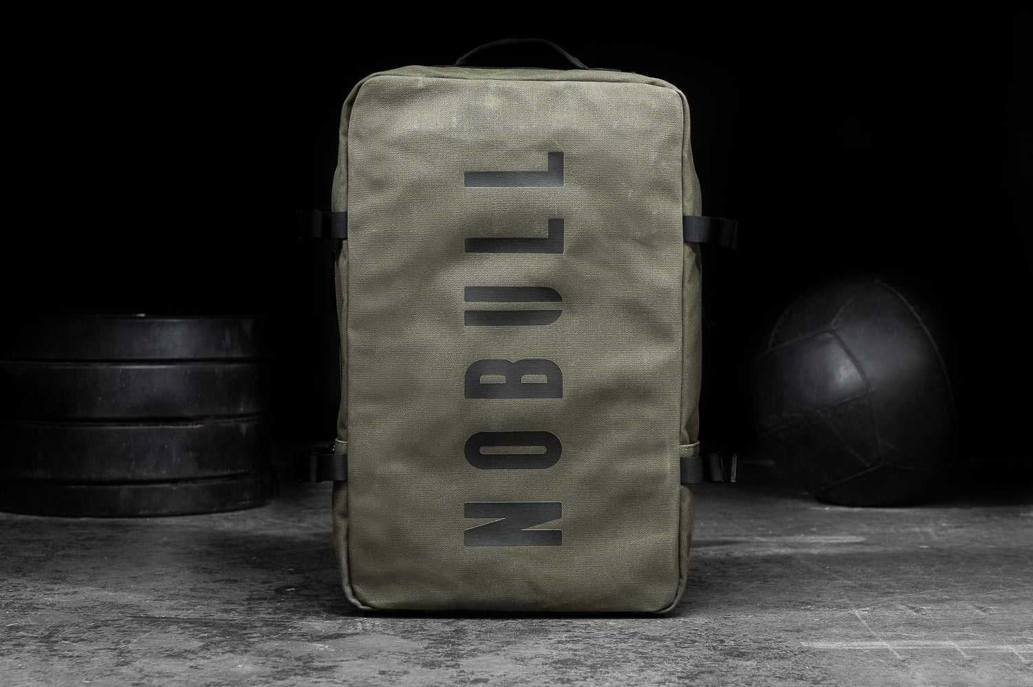 Nobull Nobull Waxed Canvas Duffleback Bags Army | 0258-HMZCT