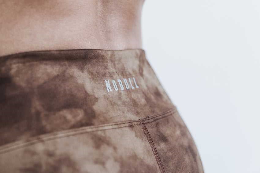 Nobull Short 2 inches (Tie-Dye) Bottoms Toffee / Brown Tie-Dye | 5843-AFJXI