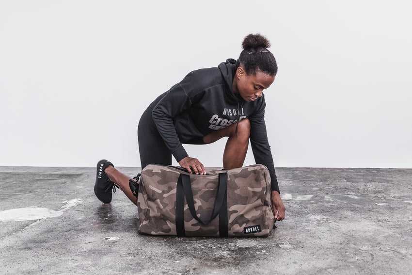 Nobull Waxed Canvas Duffle (Camo) Bags Fallen Rock Camo | 3984-QOMNW