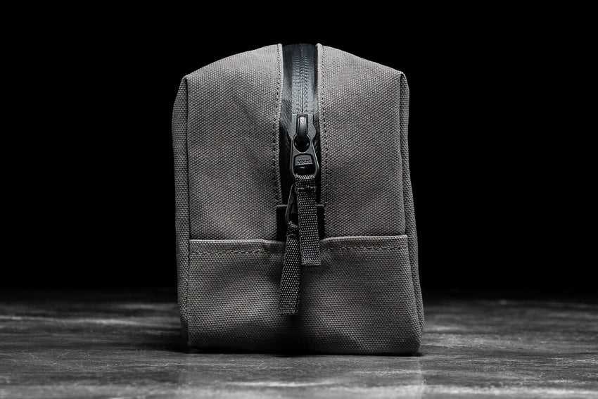 Nobull Waxed Canvas Kit Bag Bags Grey | 4695-QAKMC