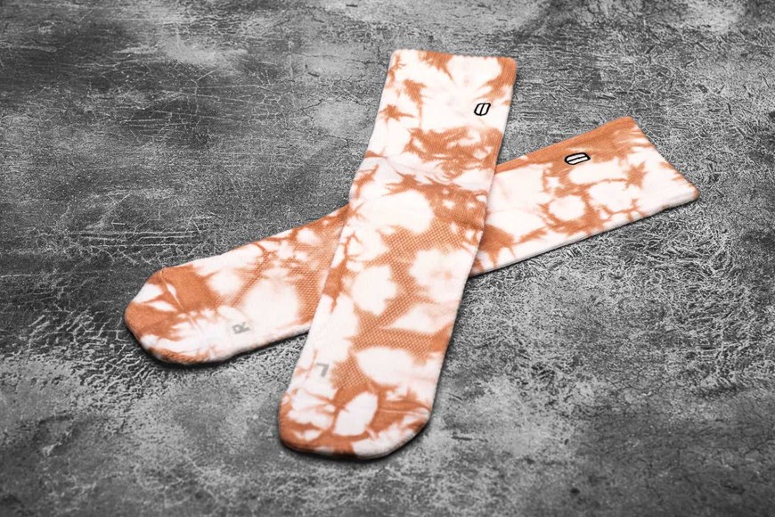 Nobull Crew Sock (Tie-Dye) Socks White / Coral Tie-Dye | 4731-CHVIO