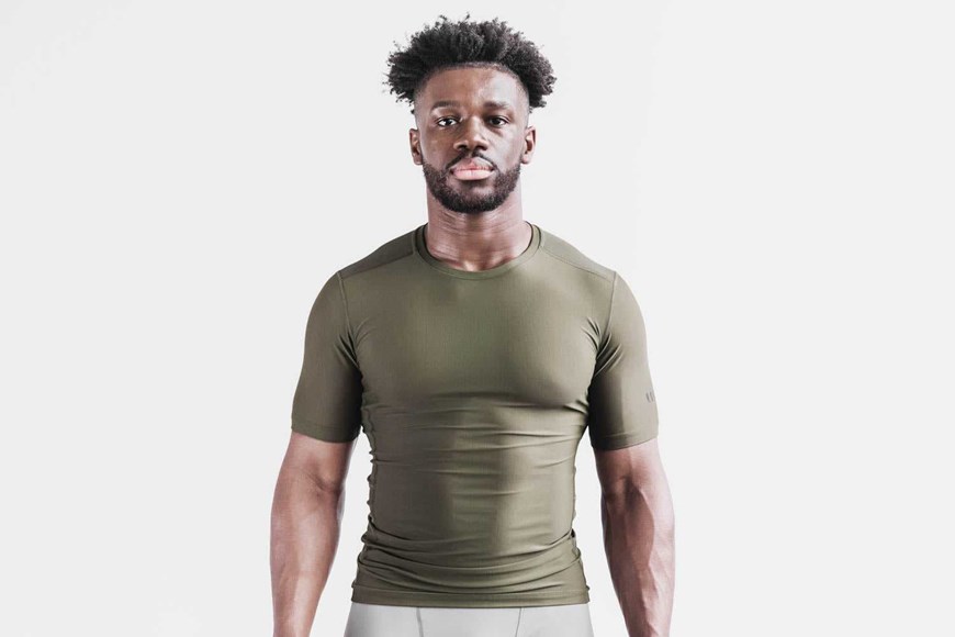 Nobull Lightweight Compression Short Sleeve Tanks & Tees Army Green | 9762-ZXGHK