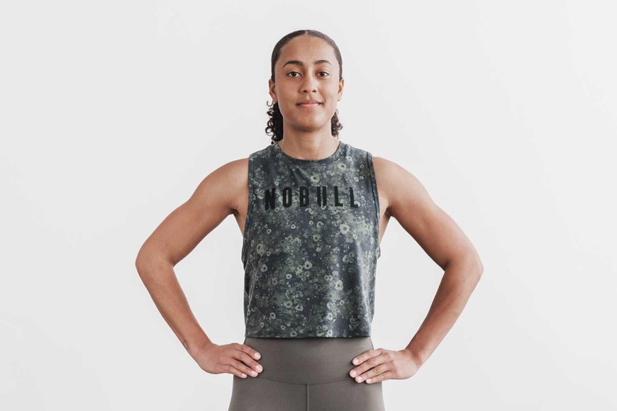 Nobull Muscle Tank (Superblossom Floral) Tanks & Tees Army Green Superblossom Floral | 7659-VACME