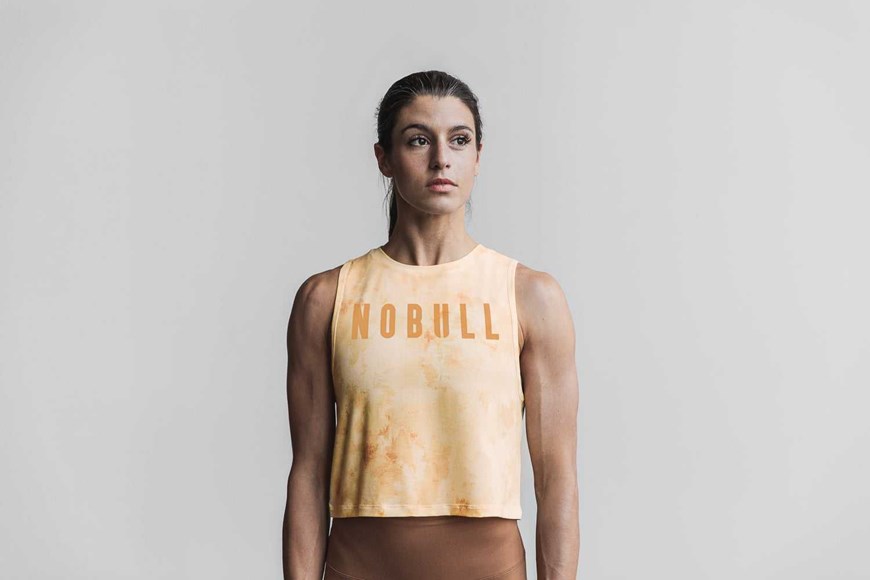 Nobull Muscle Tank (Tie-Dye) Tanks & Tees Vanilla / Vintage Yellow Tie-Dye | 7420-ZPFQU