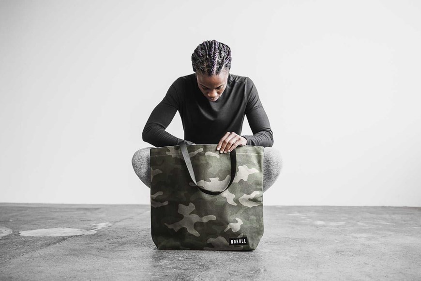 Nobull Waxed Canvas Open Top Tote Bag Bags Army Green Camo | 7510-ONIMV